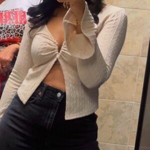 Fashion Nova Cream Twist-Front Short Sleeve Top